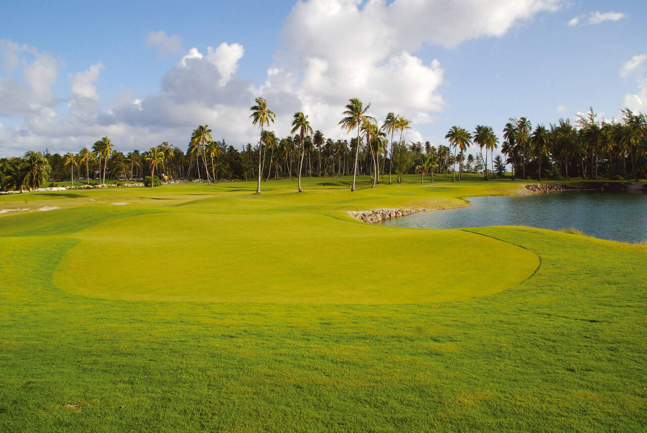 Moorea Green Pearl Golf Course, Moorea, Französisch-Polynesien ...