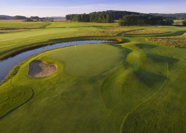 Myra Golf