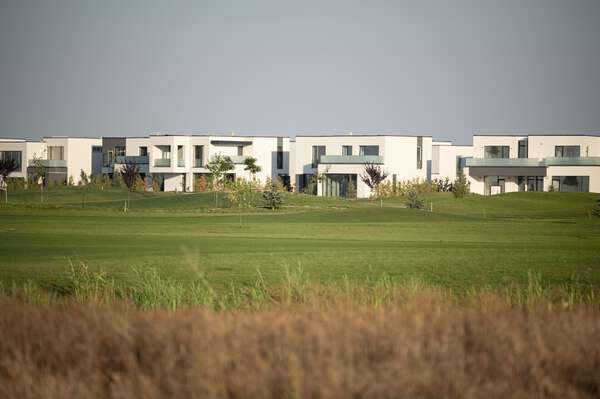 National Golf & Country Club