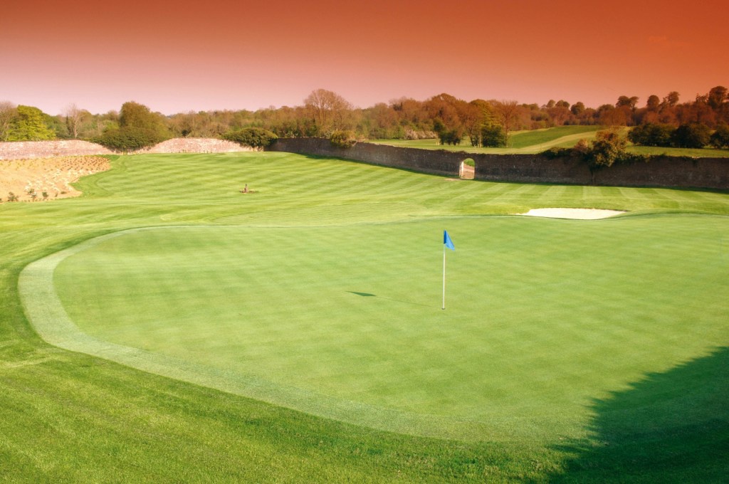 Walled Garden 9th Hole