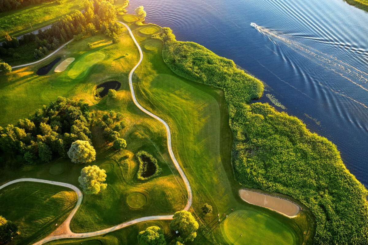 Ozo Golf Club