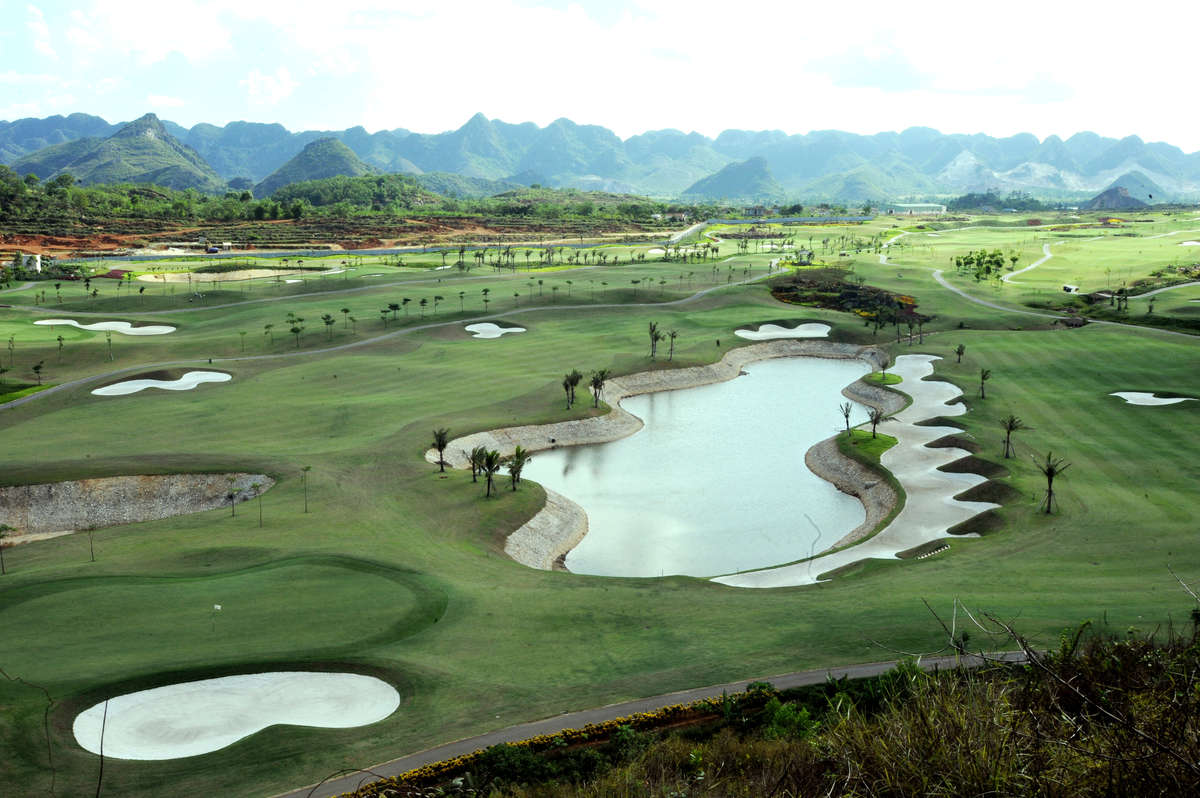 Royal Golf Club Ninh Binh