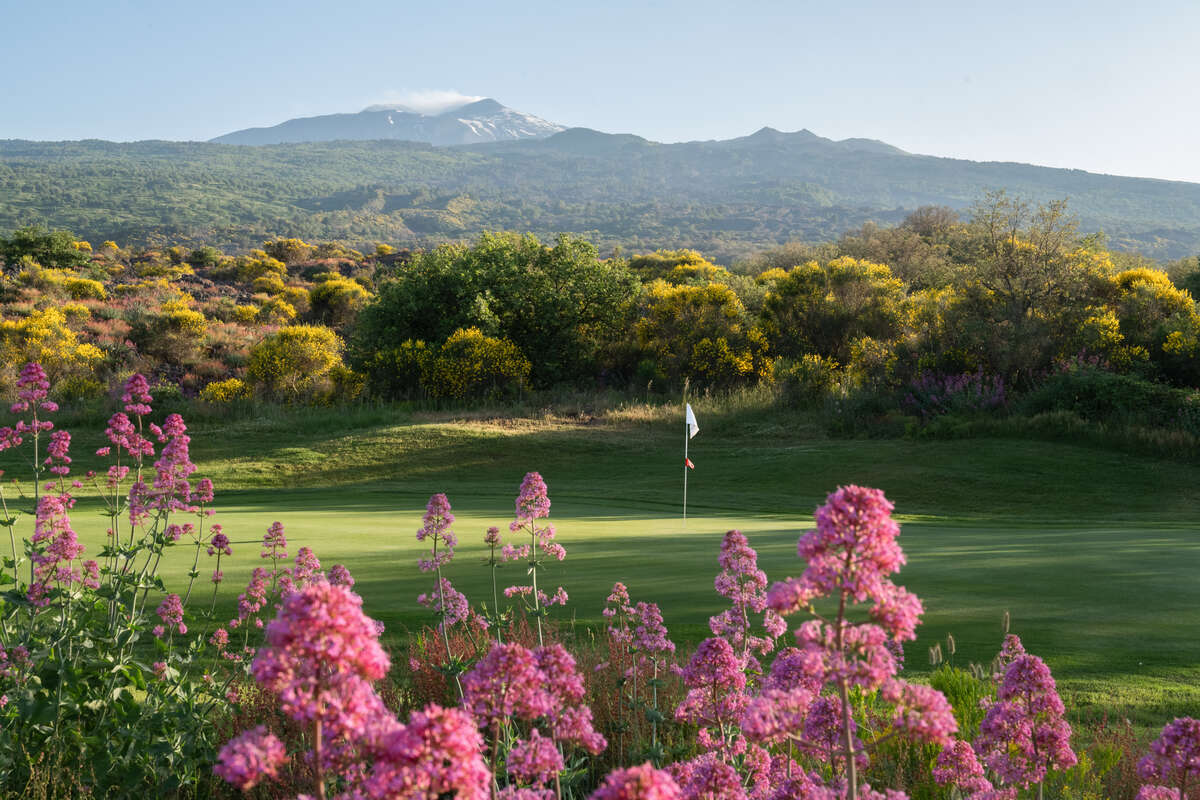 Sicilia's Picciolo Etna Golf