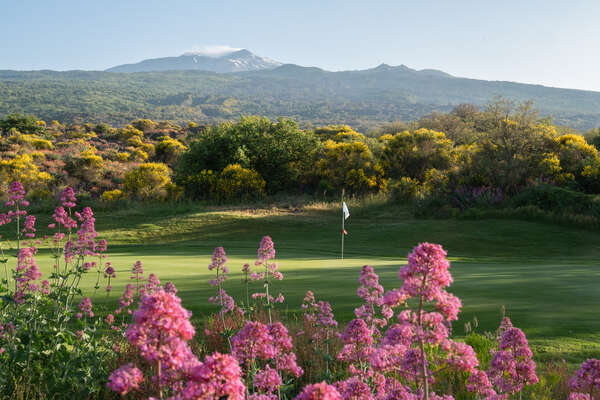 Sicilia's Picciolo Etna Golf