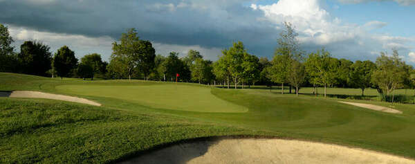 Singing Hills Golf Centre