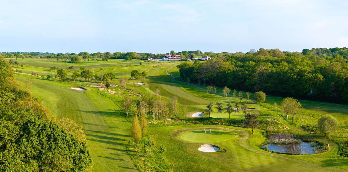 Skylark Country Club
