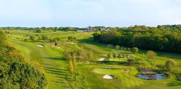 Skylark Country Club