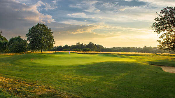 Surrey Downs Golf Club