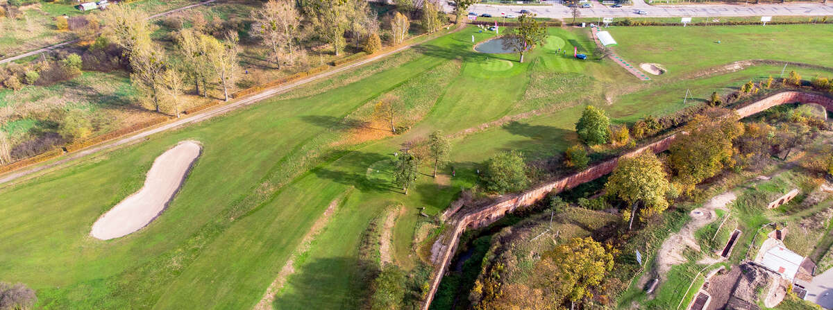 Tatfort Golf Club