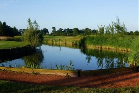 Thorney Lakes Golf Centre