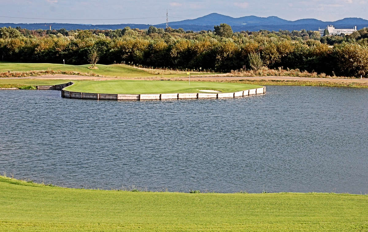 Players Course 9. Loch