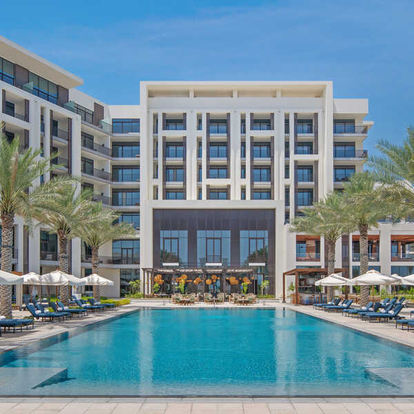 11 days Breathtaking Oman - Mandarin Muscat, desert camp Star Gate Luxury Camp, the magical Hajar Mountains combined with top golf