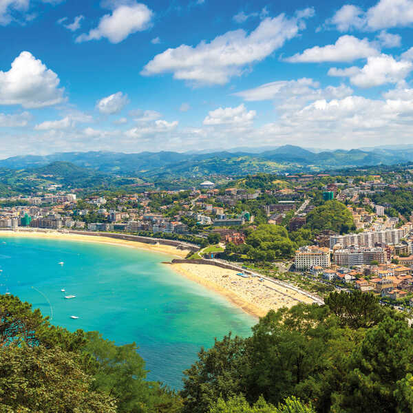 Golf & pleasure trip in Northern Spain: 7 nights & 4 green fees in Pamplona and San Sebastian