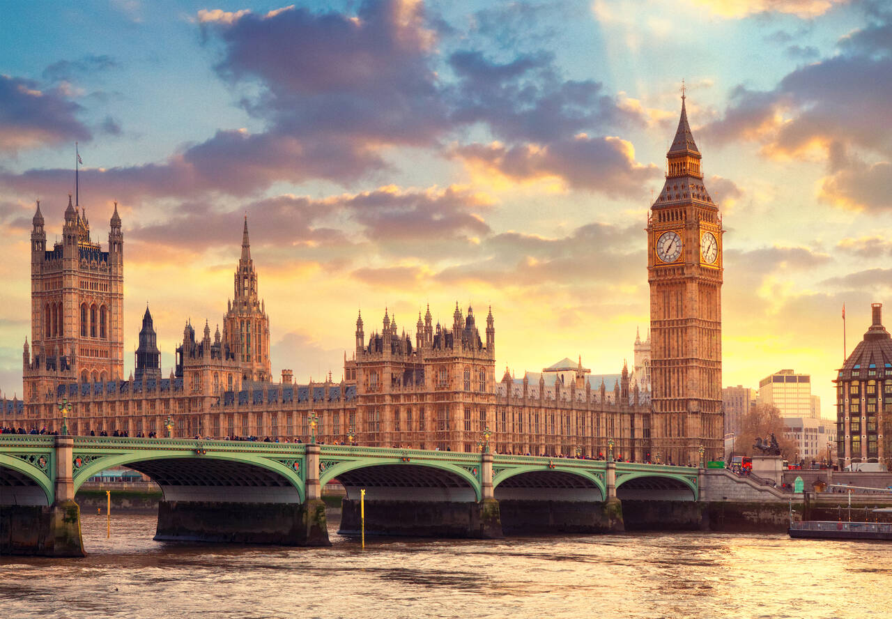 Golf Holidays in United Kingdom (The Big Ben in London and the House of Parliament)