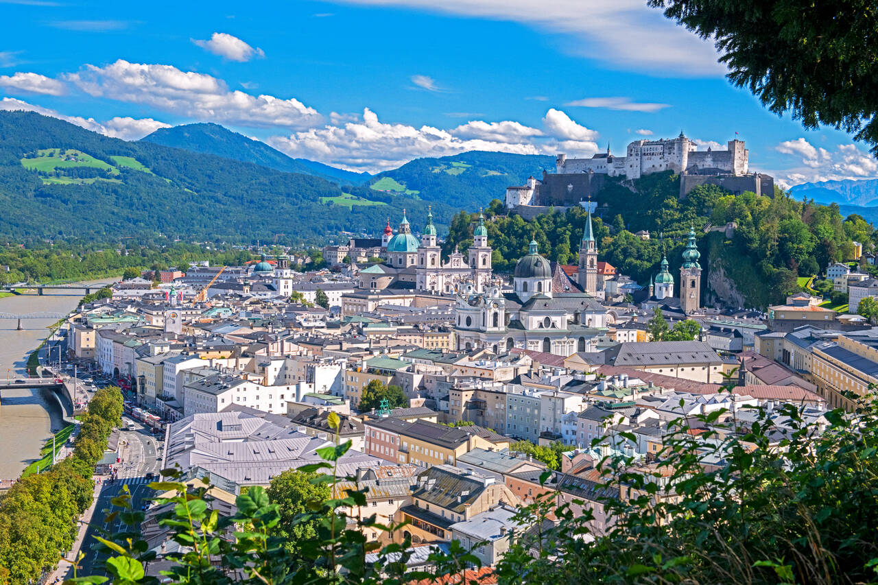 Golf Holidays in Salzburg (Aerial view of Salzburg Old Town)
