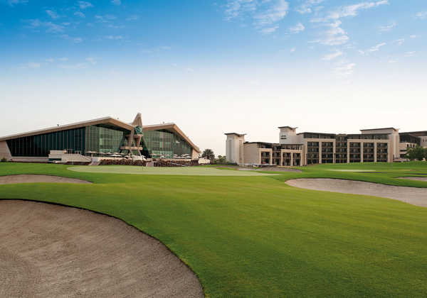 Abu Dhabi Golf Resort by Vogo