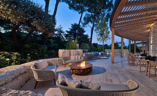 Outdoor Lounge