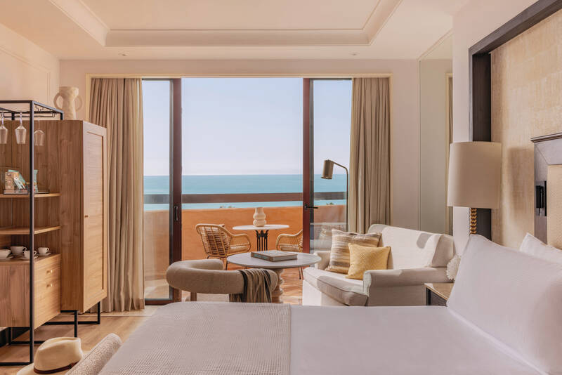 Deluxe Frontal Sea View