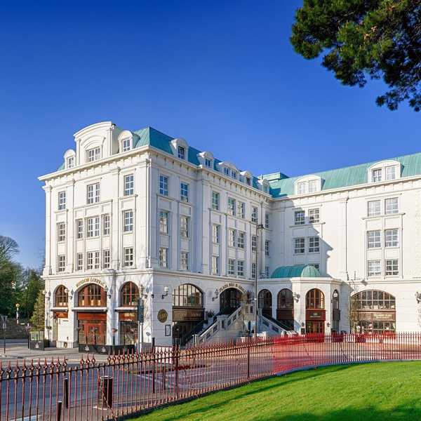 Killarney Plaza Hotel & Spa