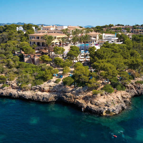 ROBINSON CALA SERENA