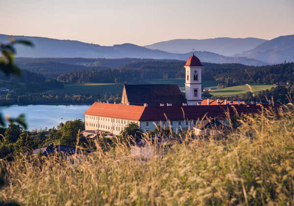 Stift St. Georgen