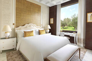 Deluxe Guestroom Garden View